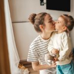 Valores esenciales en la crianza de hijos: Guía para madres solteras